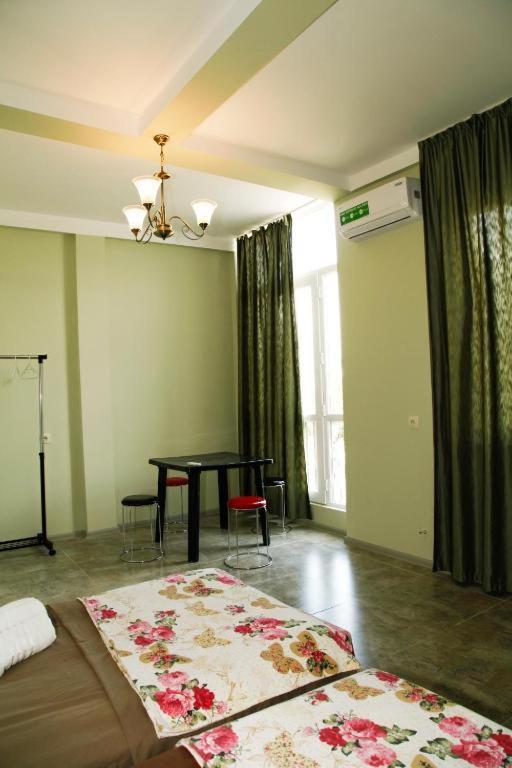 La Vie En Rose Hotel Kobuleti Bagian luar foto