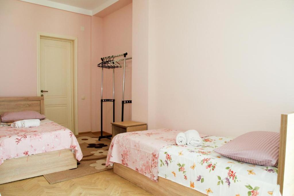 La Vie En Rose Hotel Kobuleti Bagian luar foto